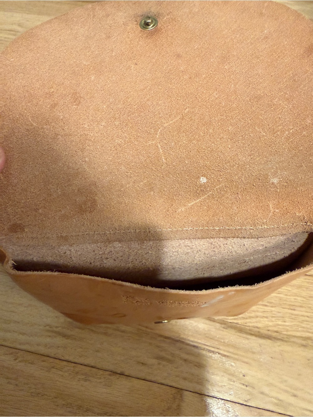 Il Bisonte Natural Leather Mini Belt Bag - Picture 7 of 7